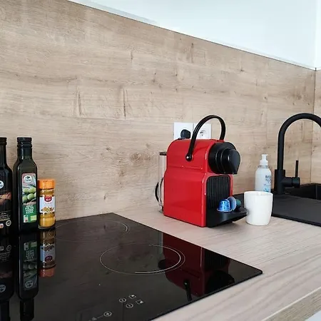 Escale Entre Cite Et Bastide Clim Wifi Smart Tv * قرقشونه